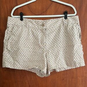 Ann Taylor LOFT floral print shorts size 14